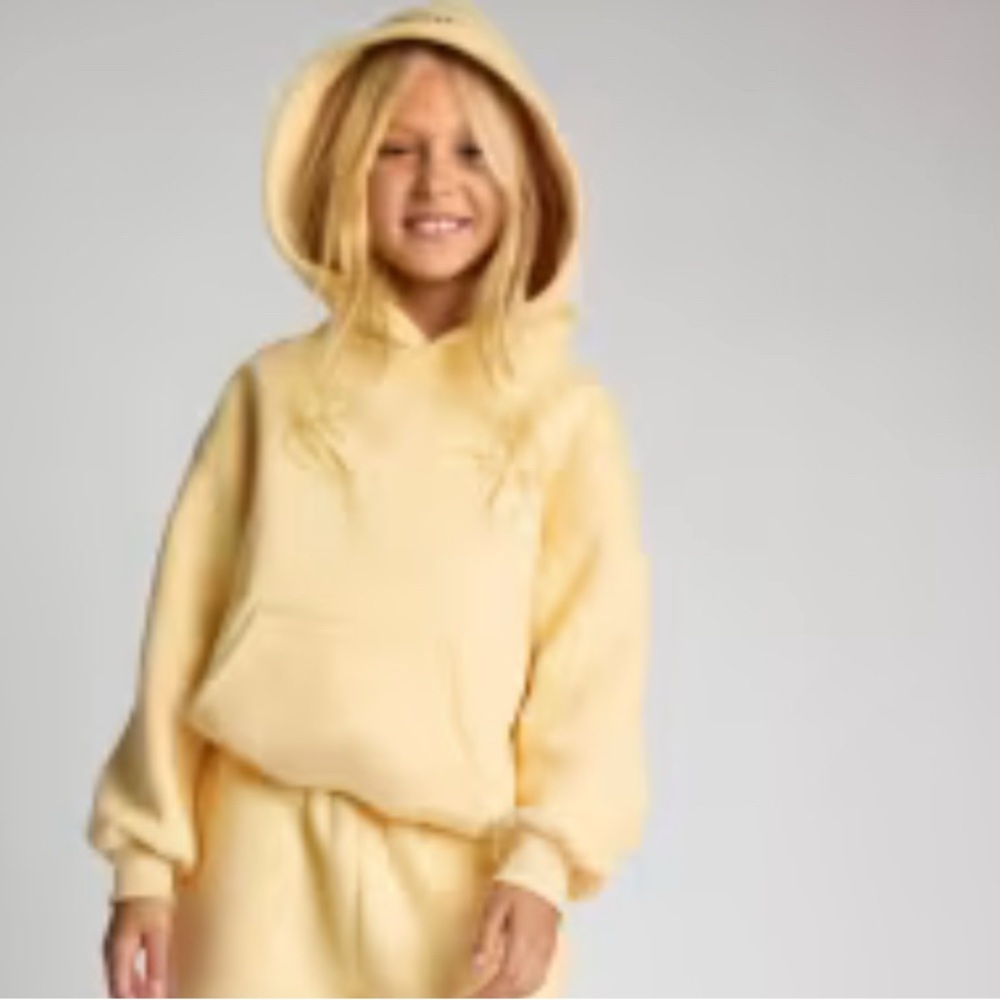 Comfrt Kids Hoodie Medium in Buttercream